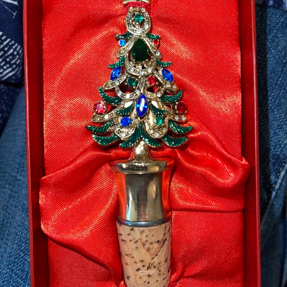 Bombay Christmas Tree Wine Bottle Stopper